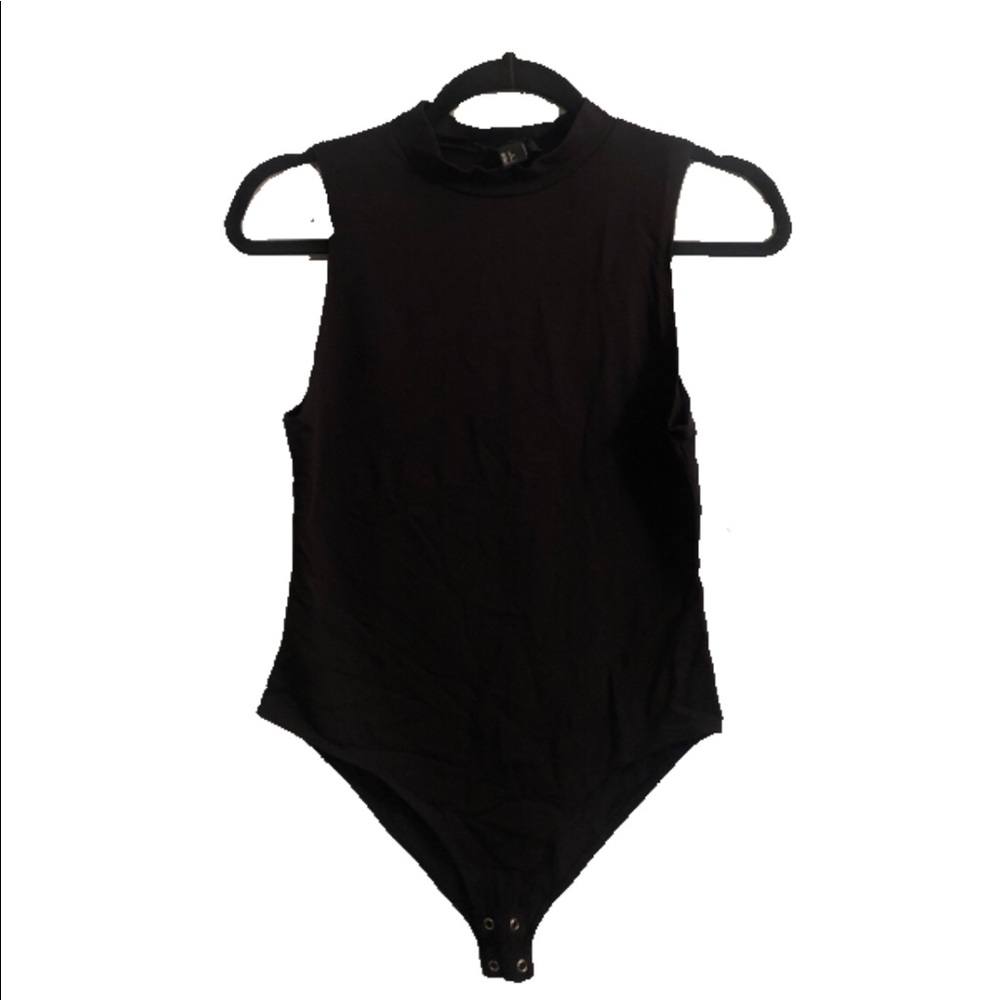 Black sleeveless body suit